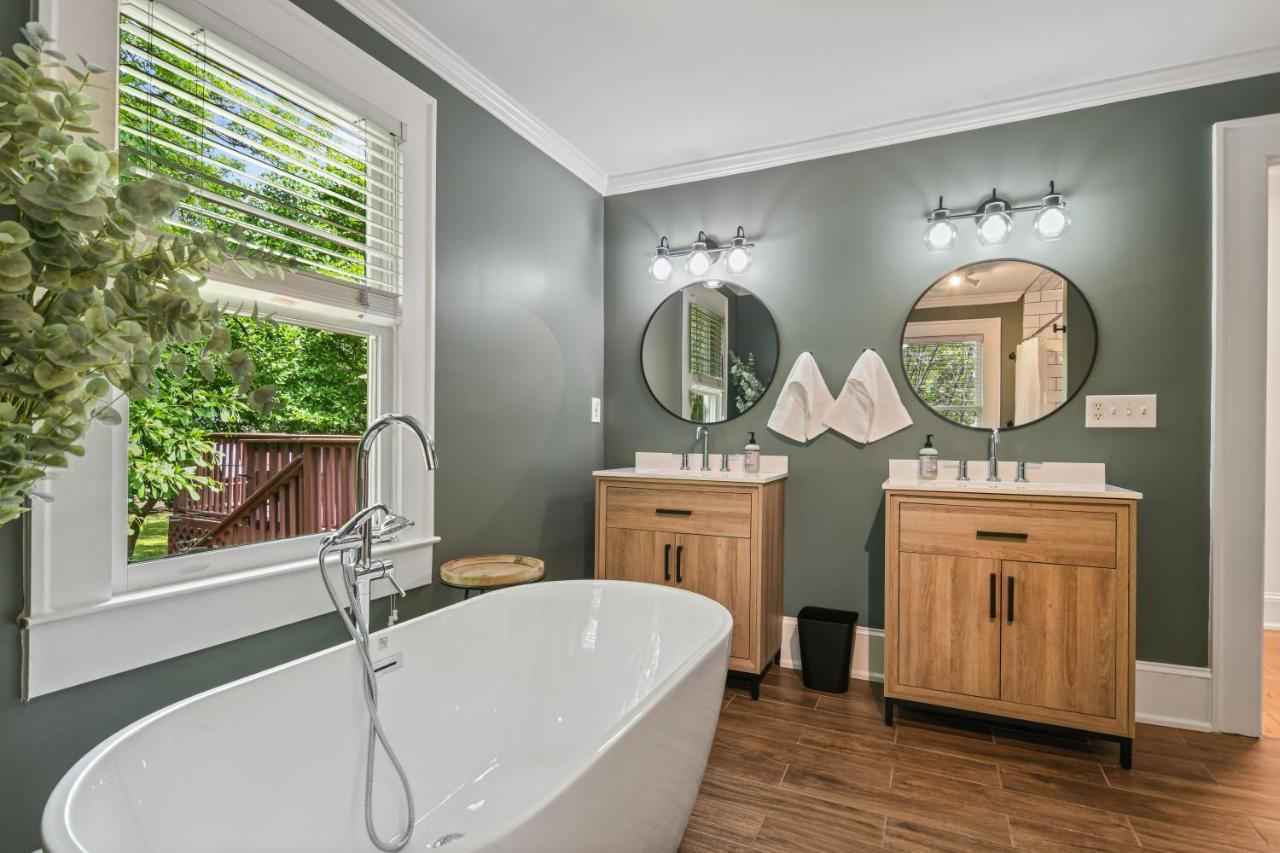 Sun Lit Bungalow With Good Vibes And Lots Of Wine - Designedbydom Atlanta Luaran gambar