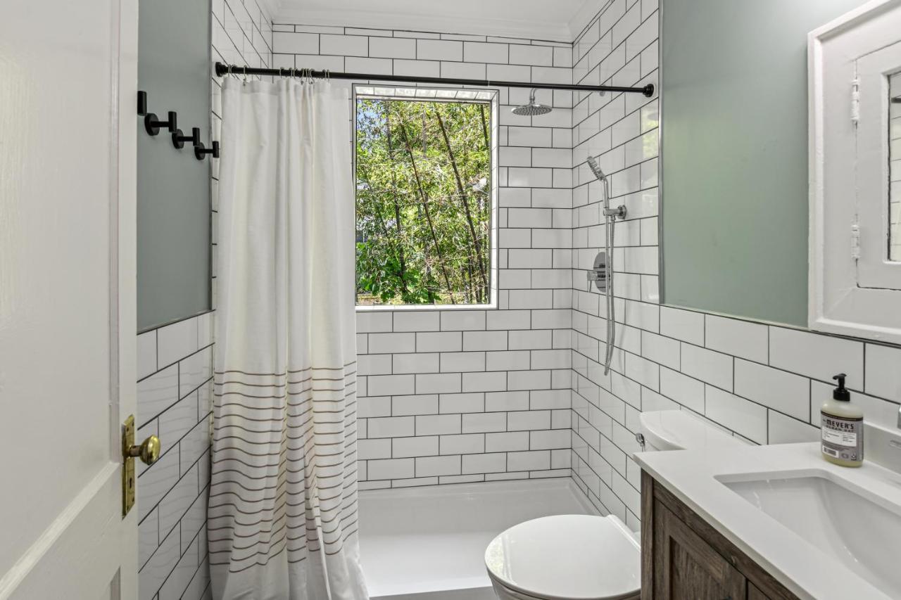 Sun Lit Bungalow With Good Vibes And Lots Of Wine - Designedbydom Atlanta Luaran gambar
