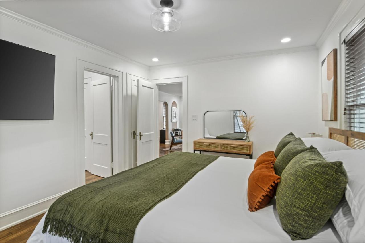 Sun Lit Bungalow With Good Vibes And Lots Of Wine - Designedbydom Atlanta Luaran gambar